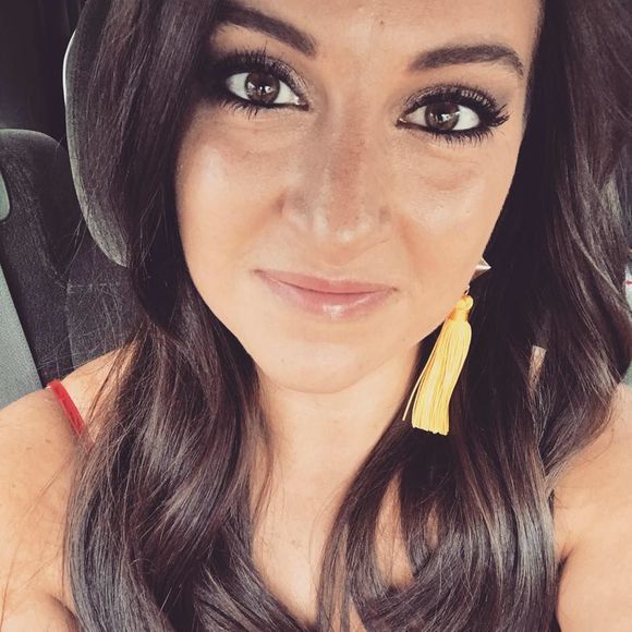 Meet your Posher, Whitney - Picture 1 of 1